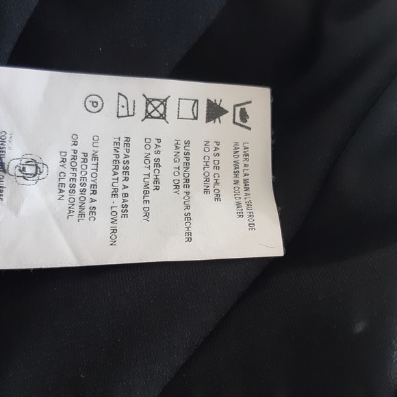 5/10$ Conrad C Women's sleeveless blouse size M - Picture 16 of 16